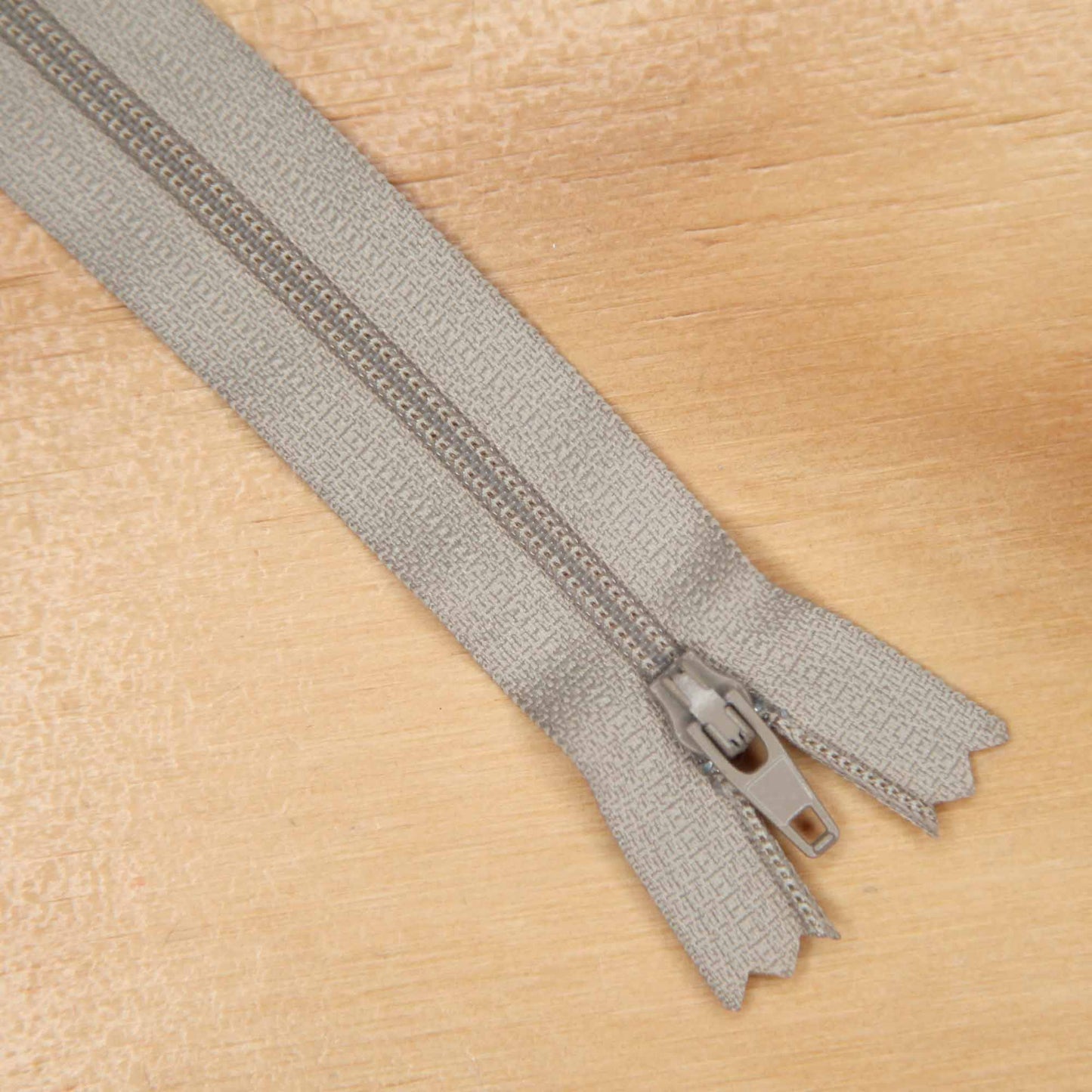 Dress Zips - Shore