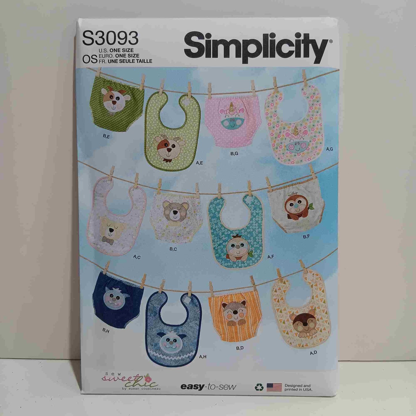 S3093 Babies Bibs and Diaper Cover