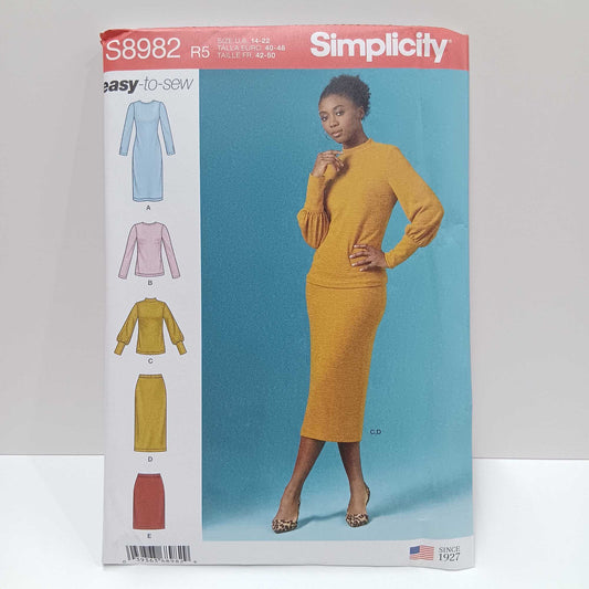 S8982 Misses Knit Dress