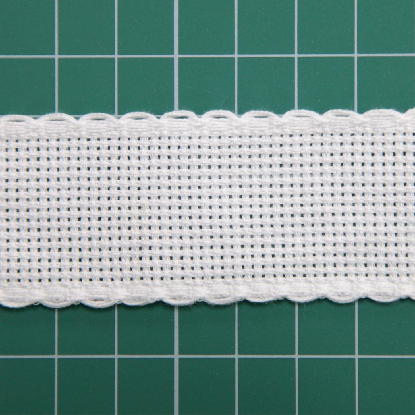 Aida Band White 30mm 14 Count
