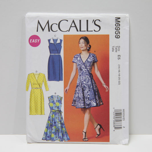 M6959 Misses Dresses and Belt