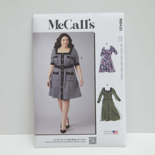 M8435 Womens Knit Dress