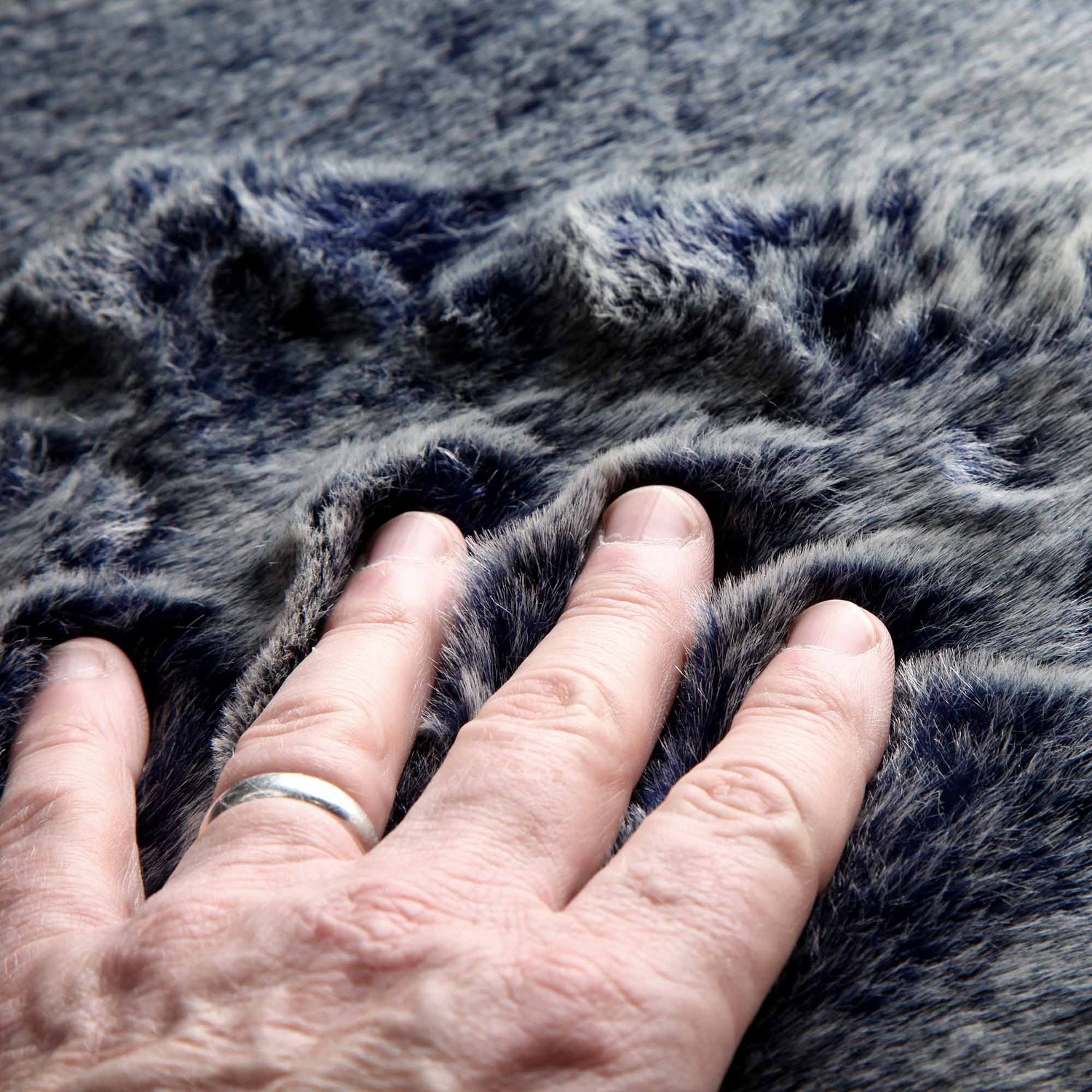 Faux Fur - Navy
