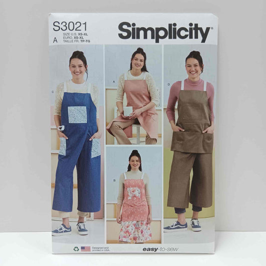 S3021 Misses Aprons and Pant Aprons