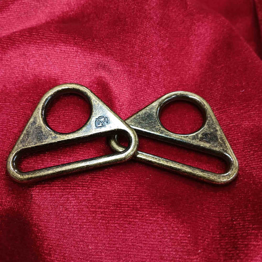 Flat Triangle Rings 1" Metal