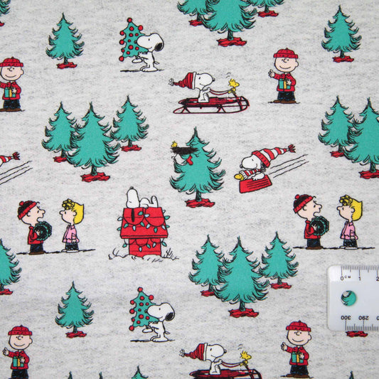 Peanuts Christmas - Snoopy Xmas Tree